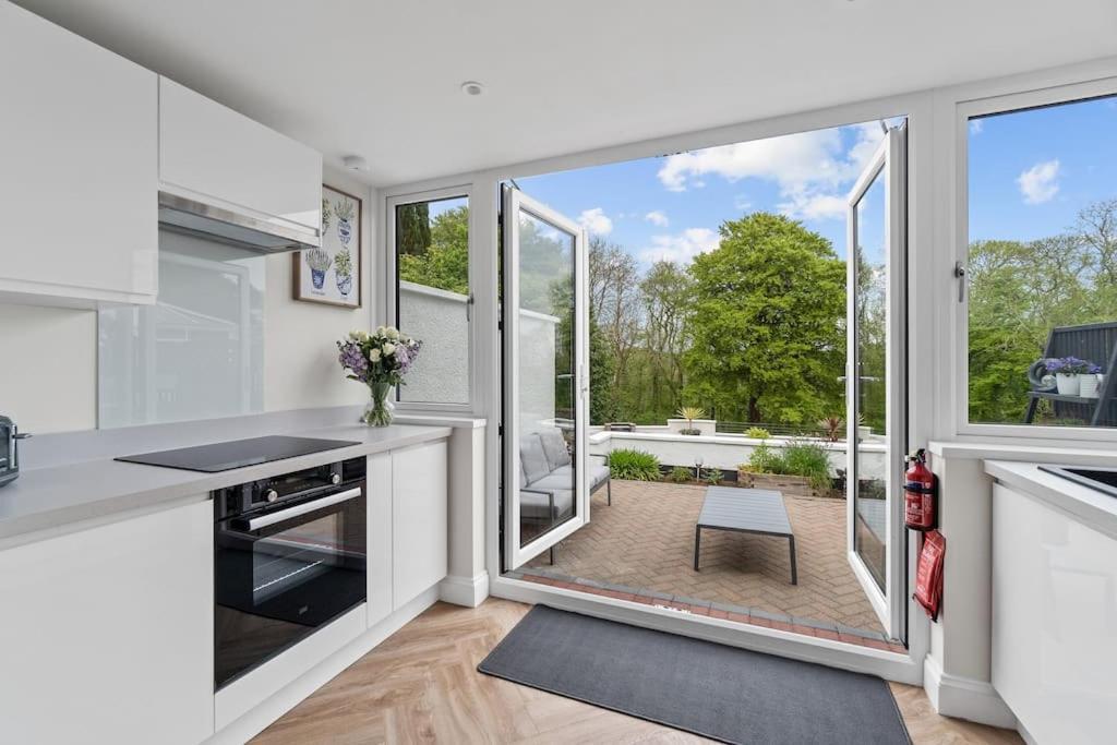 White Cottage Stunning Contemporary 2 Bedroom 2 Ensuite Annex With Hot Tub Plymouth Buitenkant foto